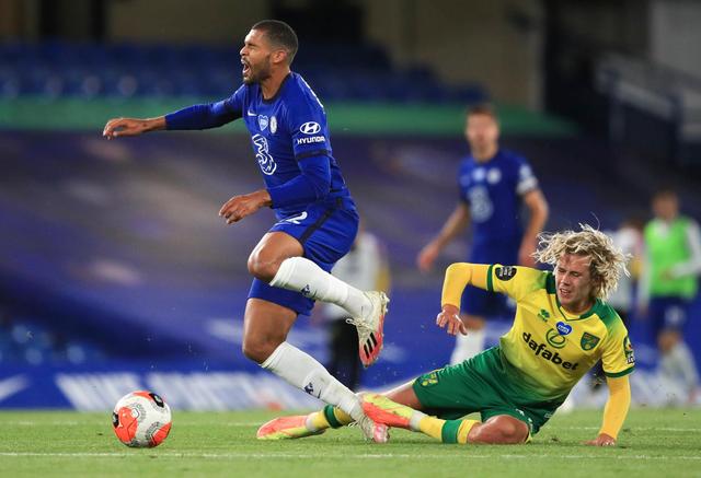 两位选手之 两位选手之